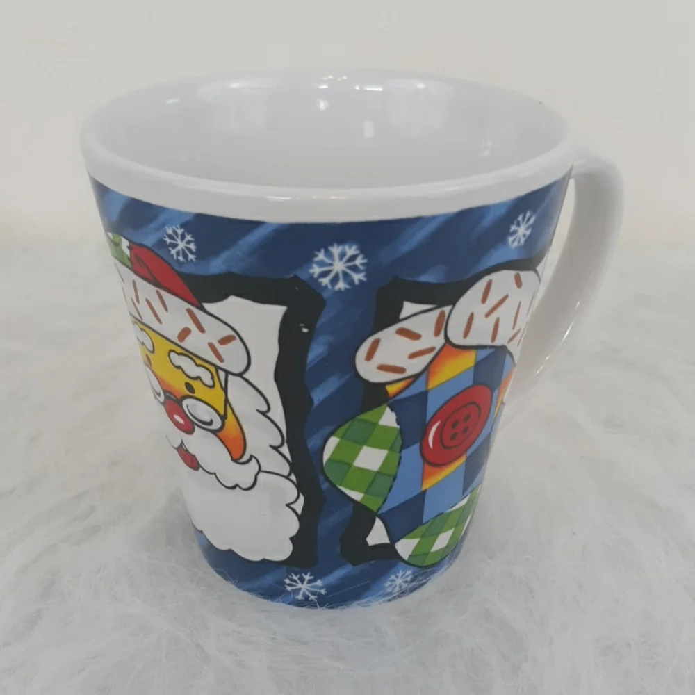 TB Toy Trading co Xmas Cups - Picture 4 of 9